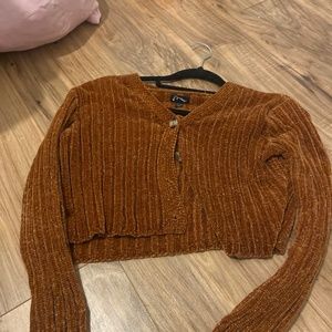 Pull over sweater